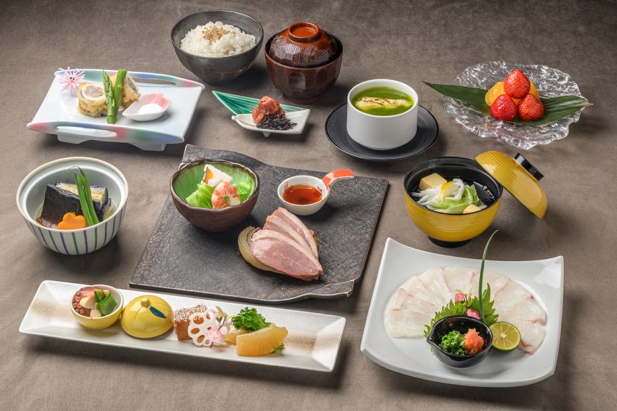 Japanese Cuisine Jurakuan ( Kkr Hotel Osaka ) Photos 2